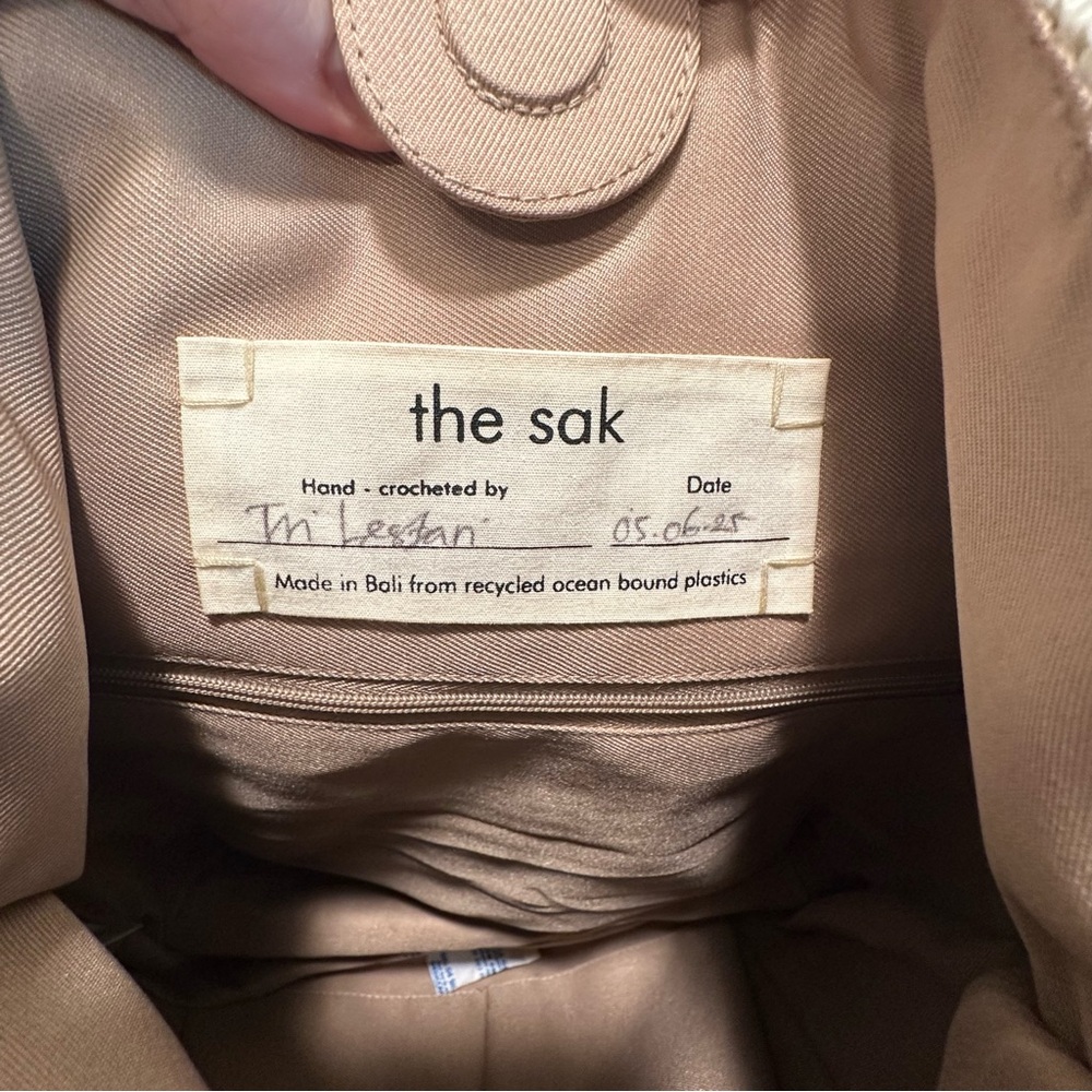The Sak 120 Medium Leather Tan and Cream Crochet Hobo Bag - Picture 4 of 6